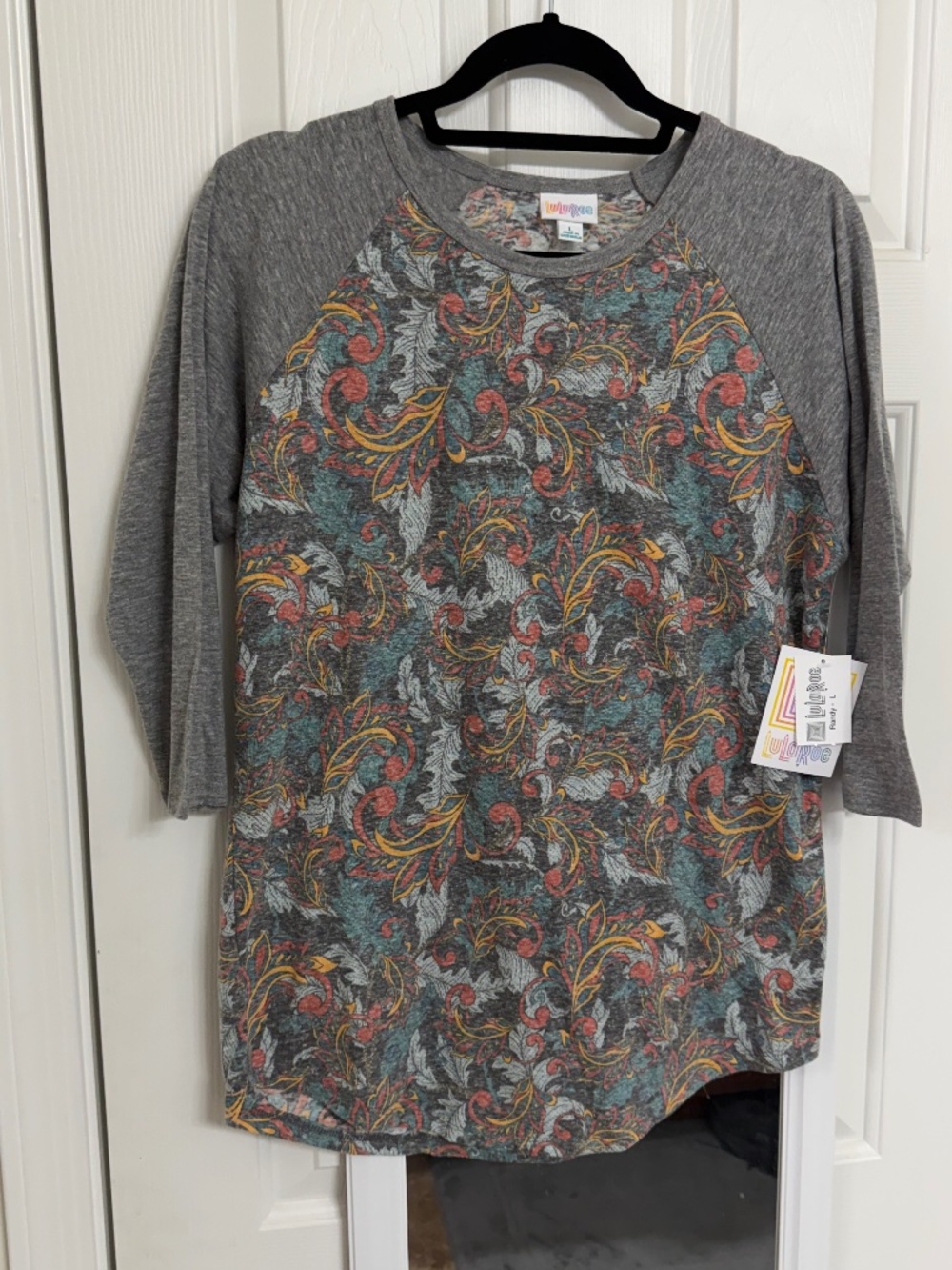 NWT - LulaRoe Randy Shirt (L)